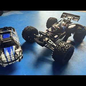 Traxxas E-Revo VXL 1/10 4WD Brushless RTR Truck (BLUE)